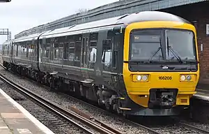 Great Western Railway 166208 am Didcot Parkway im Jahr 2015