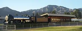 Canadian Pacific "Royal Hudson" Dampflokomotive (1937) und Privatwagen der Pullman Co. (1912).