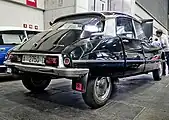 Citroën DS 20 'tiburón' (mit hochgestelltem Fahrwerk)