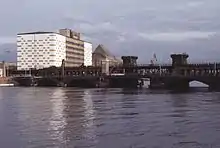 Oberbaumbrücke mit Wachturm, Oktober 1989