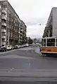 Blick von der Chaussee- zur Pflugstraße, mit abschließender Hinterlandmauer, 1991