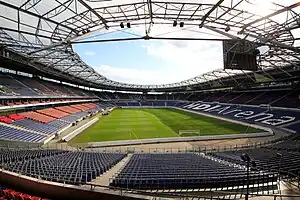 AWD-Arena(FIFA World Cup Stadium, Hannover)Ort: HannoverKapazität: 43.000Verein: Hannover 96