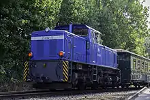 Zug mit Diesellok 251 901-5