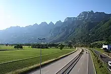 Autobahn A3 mit Blick auf die Churfirsten