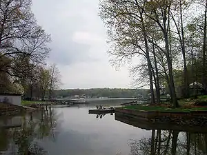 High Rock Lake, Zufluss Abbott’s Creek