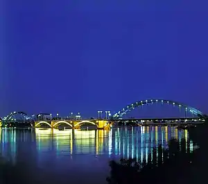 Brücke über den Fluss Karun in Ahvaz