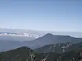 Blick auf Tateshina-yama und Hida-Gebirge vom Aka-dake