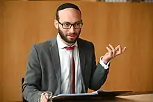 Akiva Weingarten 2019 in der Jüdischen Gemeinde in Dresden