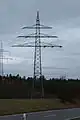 Abzweigmast mit Girlandenkabeln