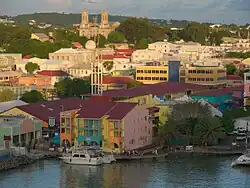 St. John’s mit Kathedrale und Läden am Cruise-Center