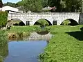 Brücke über den Fluss Aroffe