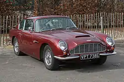 Aston Martin DB6 Coupé (1965–1970)