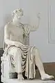 Statue des Augustus, der Kopf wurde im 18. Jahrhundert restauriert (zentrale Exedra)