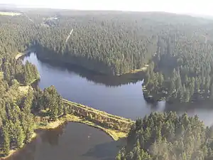 Luftbild: Bärenbrucher Teich mit Damm und Ziegenberger Teich (vorne)