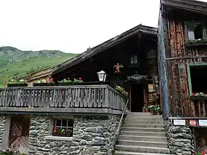 Die Bürglhütte (1700 m) am südlichen Fuß des Geißsteins