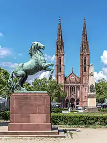 Denkmale auf dem Luisenplatz