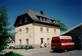 Empfangsgebäude (2000)