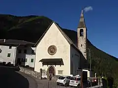 Ortsteil Baselga mit der Chiesa dell’Assunzione