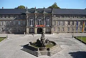 Neues Schloss und Markgrafenbrunnen