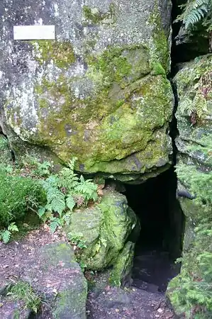 Eingang zur Bennohöhle