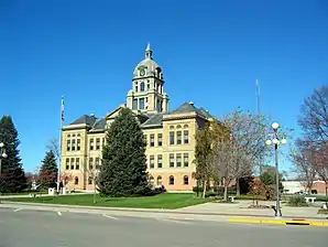 Das Benton County Courthouse in Vinton, seit 1976 im NRHP gelistet