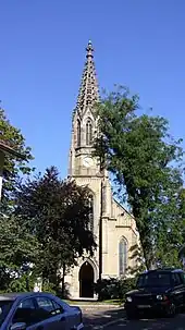 Berger Kirche (evang.) Stuttgart – Turm mit Eingangsseite