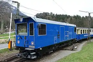 Vierachsige Umrichter-Berglokomotive 19 der Bayerischen Zugspitzbahn für 40 t Vorstelllast auf 250 ‰ (2016)