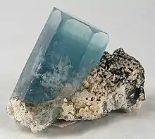 Blauer Aquamarin vom Erongogebirge, Namibia