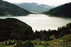 Stausee und Staudamm Bicaz