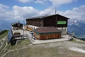 Birgitzköpflhaus oberhalb der Axamer Lizum