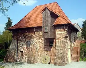 Bischofsmühle, eine Wassermühle am Honigbach