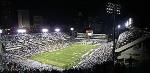 Das Bobby Dodd Stadium beim Spiel der Georgia Tech Yellow Jackets gegen die Miami Hurricanes am 20. November 2008.