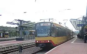 S4 in Richtung Heilbronn am Hausbahnsteig