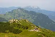 Blick vom Westgrat auf Haldigrat und Stanserhorn. Im Hintergrund der Pilatus