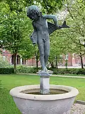 Brunnen mit Fischer­knabe am Theaterwall in Oldenburg (Oldenburg)