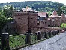 Jerusalemer Tor mit Stadtmauer