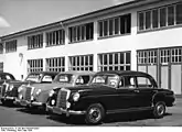 220 S vor dem Werk in Sindelfingen 1956