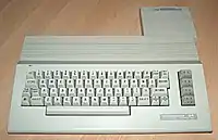 C64C mit RAM Expansion Unit