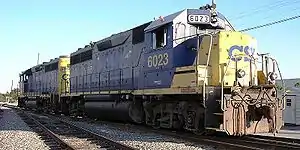 Ein Paar EMD GP40-2 in Rücken-an-Rücken-Kopplung zur Verwendung bei ferngesteuerten Schaltvorgängen – Tampa, Florida.