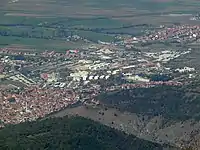 Das Feldlager Prizren aufgenommen vom Gipfel des Cviljen, Oktober 2001.