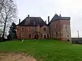 Château de Genoud (West- bzw. Eingangsseite)