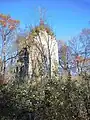 Turmruine der Burg Châtelot