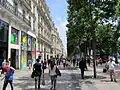 Gehsteig an der Avenue des Champs Élysées