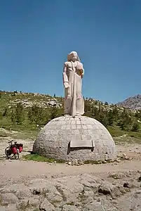 Statue auf der Passhöhe des Col de Vergio