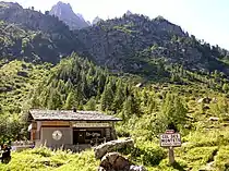 Chalet der Verwaltung des Naturreservats am Col des Montets.