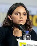 Dafne Keen als Jecki Lon