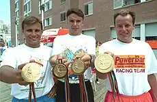 Maciej Czyżowicz (rechts) mit Dariusz Goździak (links) und Arkadiusz Skrzypaszek (Mitte) 1992