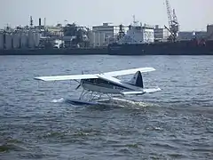 Wasserflugzeug im Hamburger Hafen