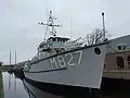 Der M 827-Minenräumer im Außenhafen