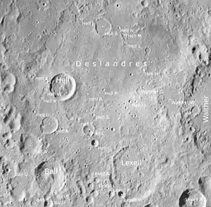 Hell (Mitte links) und Umgebung (LROC-WAC)